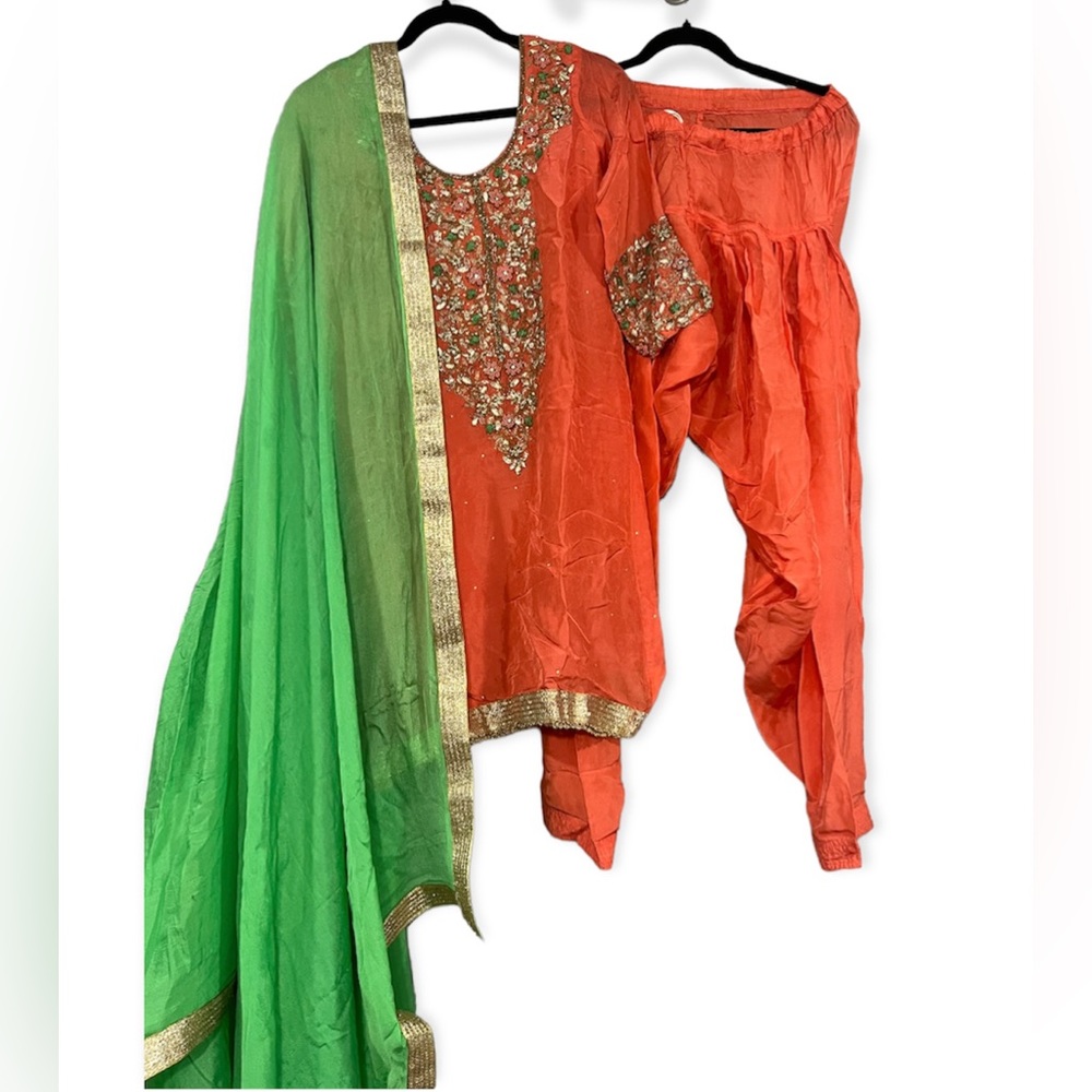 Punjabi salwar suit